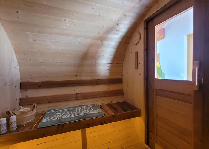 Ferienwohnung Halle * Halle (Holzminden)